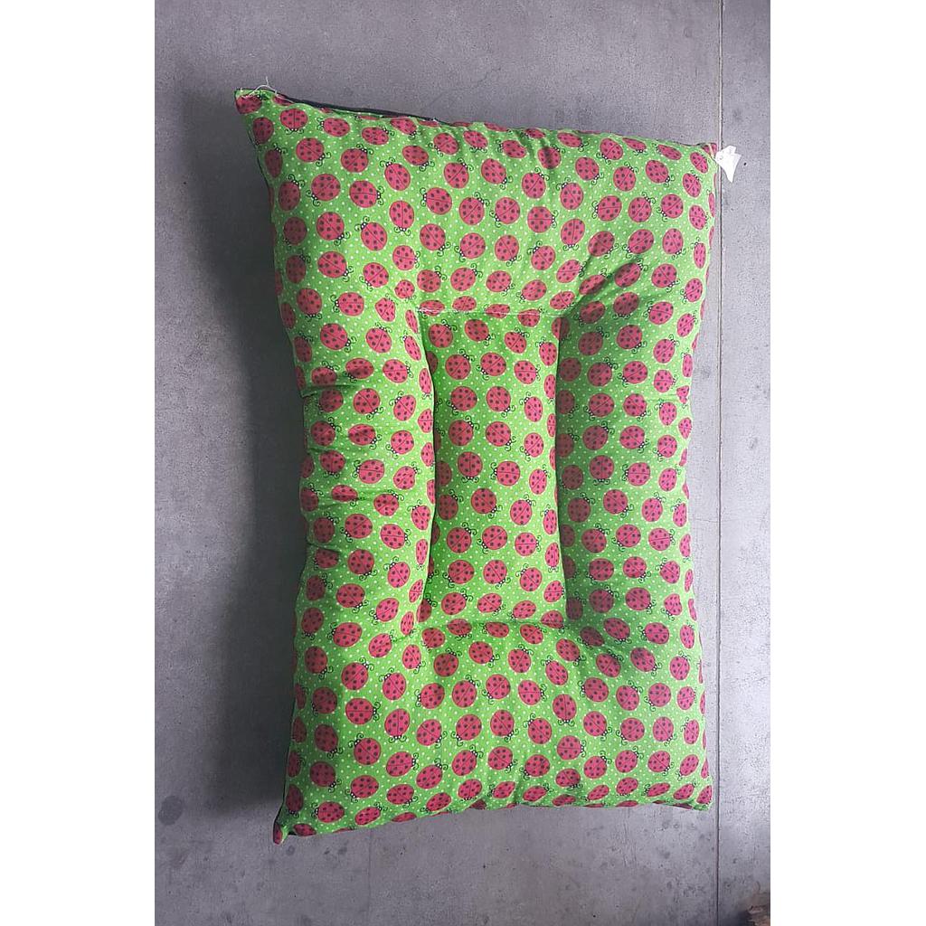 colchoneta tela verde vaquita san antonio